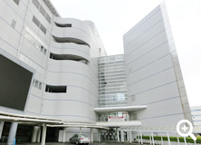静岡競輪場｜メインスタンド入口